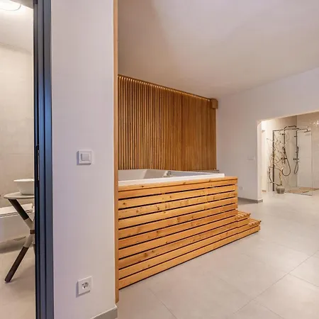 Villa Luxury Casa Nova With Wellness And Game