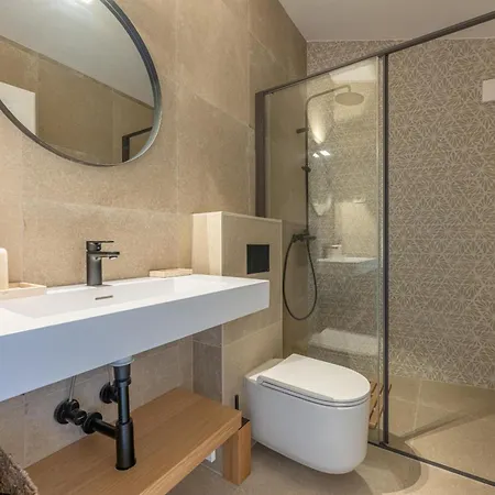 Luxury Casa Nova With Wellness And Game Bale