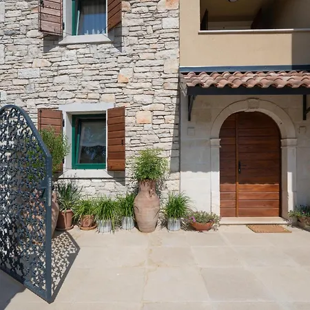 Casa Nova With Heated Pool, Area & Game 빌라 발