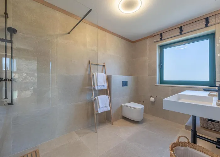 Villa Luxury Casa Nova With Wellness And Game *