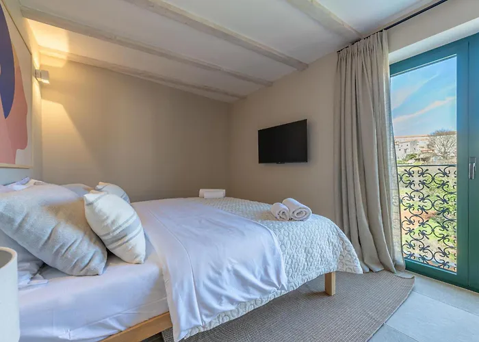 Luxury Casa Nova With Wellness And Game 빌라 *