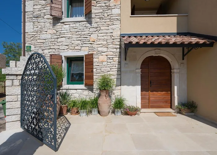 Luxury Casa Nova With Wellness And Game Villa Bale