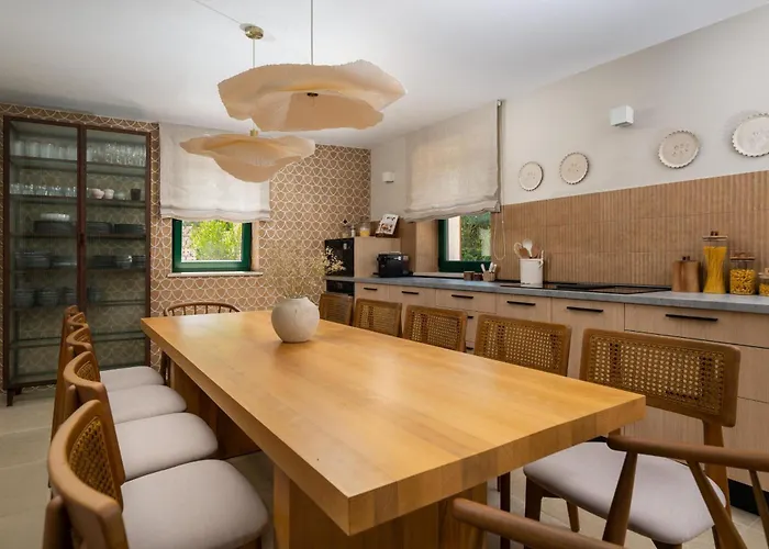 Luxury Casa Nova With Wellness And Game 빌라