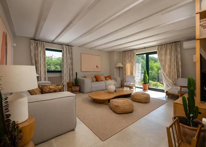 Luxury Casa Nova With Wellness And Game 빌라 *