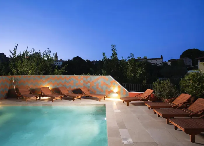 Luxury Casa Nova With Wellness And Game 빌라 *