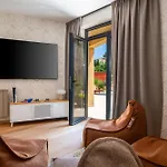 Casa Nova With Heated Pool, Area & Game * ベール