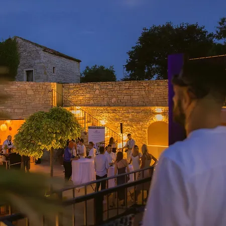 Luxury Casa Nova With Wellness And Game Bale