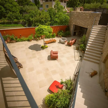 Casa Nova With Heated Pool, Area & Game Villa Bale
